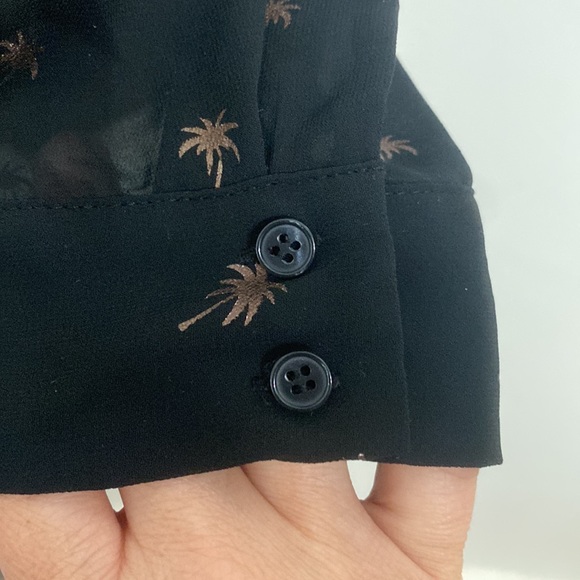 Lane Bryant Womens Sheer Palm Trees Blouse 14/16 Black Long Sleeve Drapey Ladies - Picture 6 of 15
